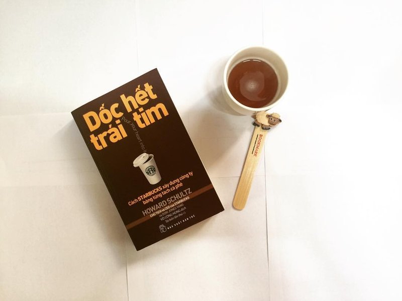 doc-het-trai-tim-kham-pha-cau-chuyen-khoi-nghiep-starbucks-cua-howard-schultz-goc-nhin-ve-lanh-dao-samtruyentranh-com-29-1